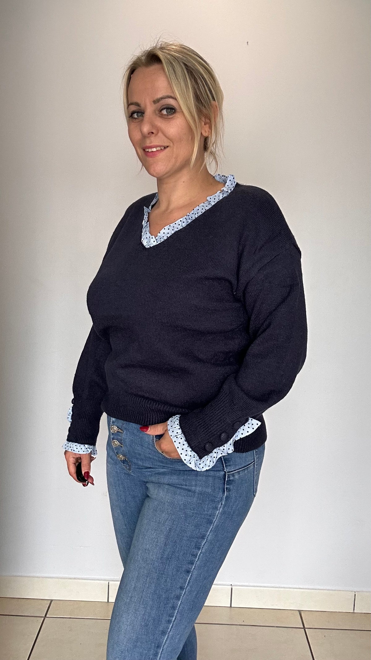 Pull bleu marine Ă col volant đź’™