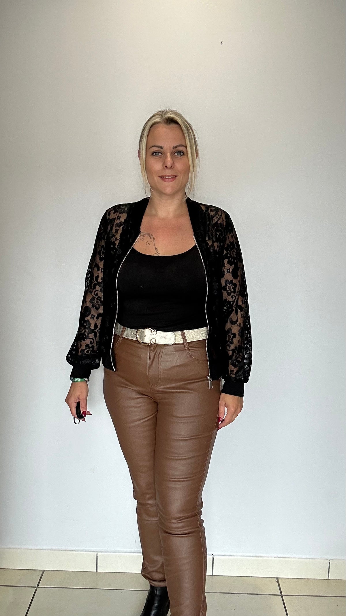 Bomber en dentelle