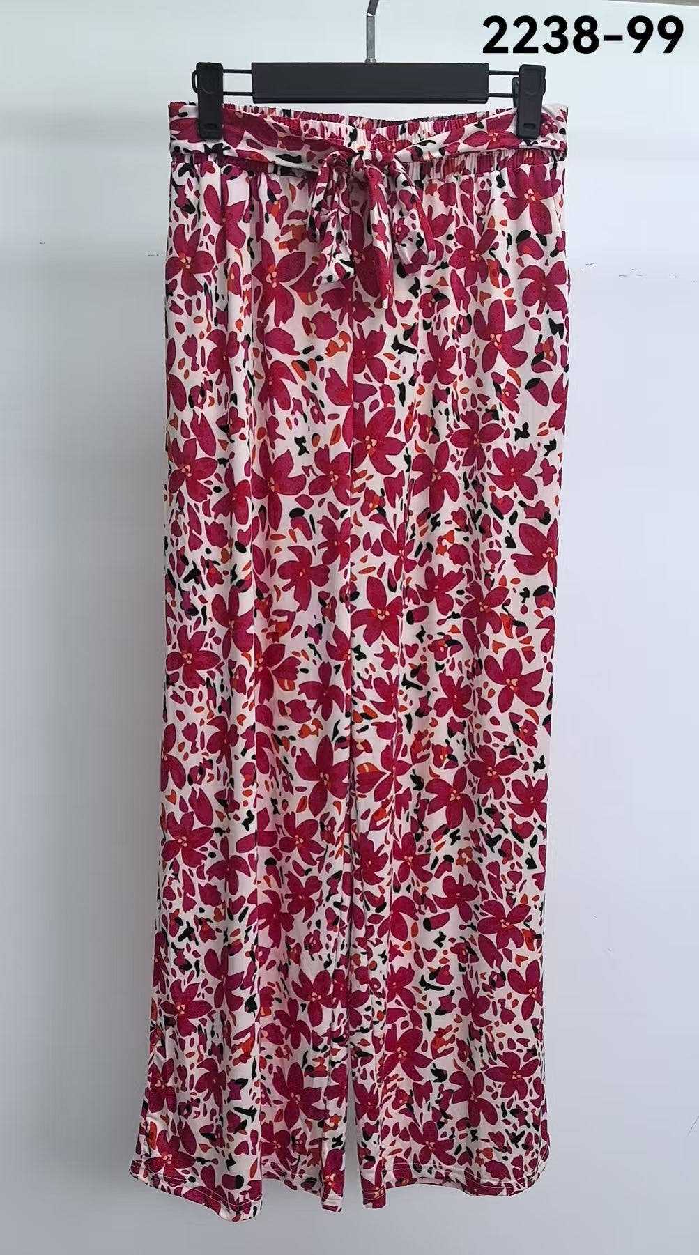 Pantalon magique (2238-99)