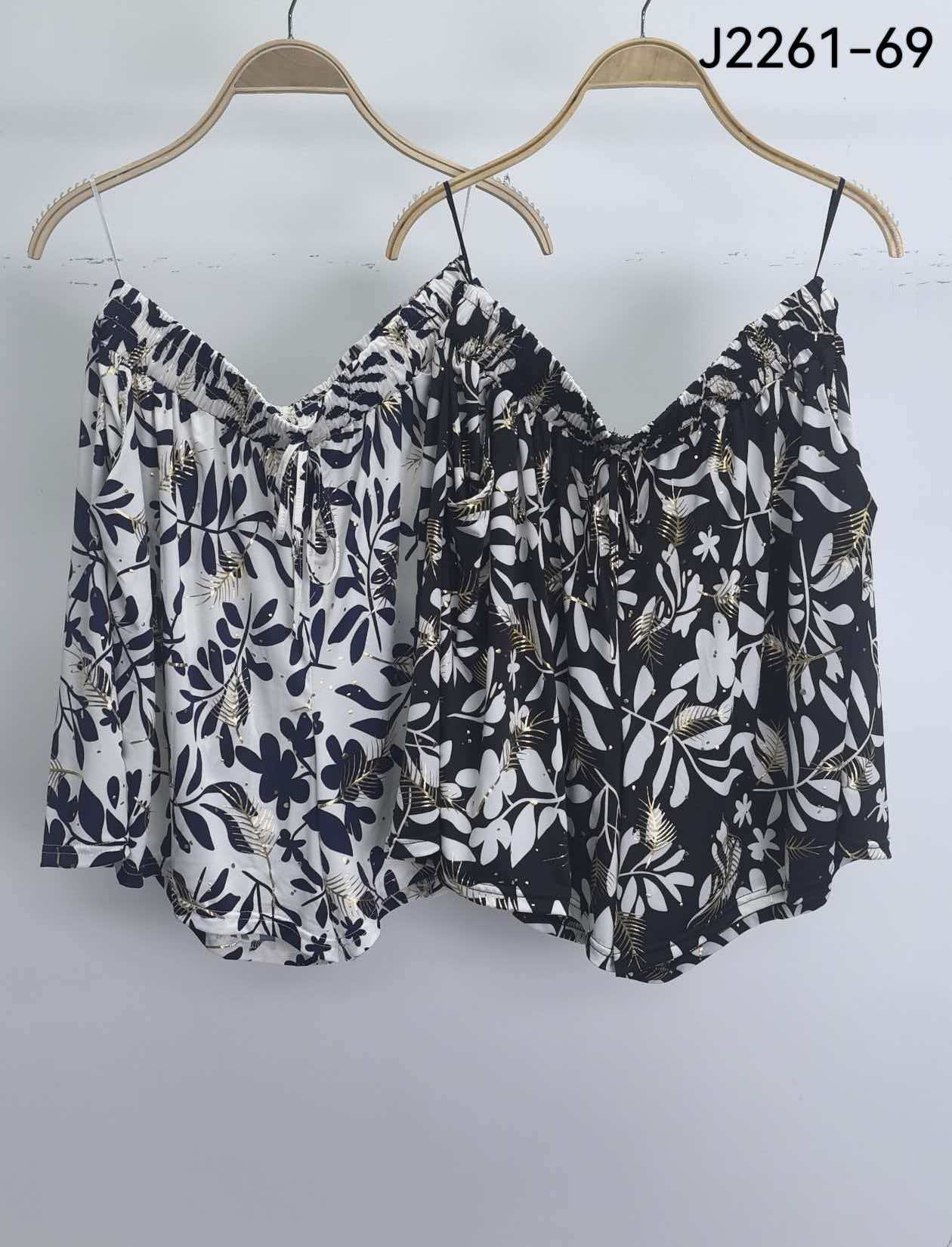 Short magique (J2261-69)