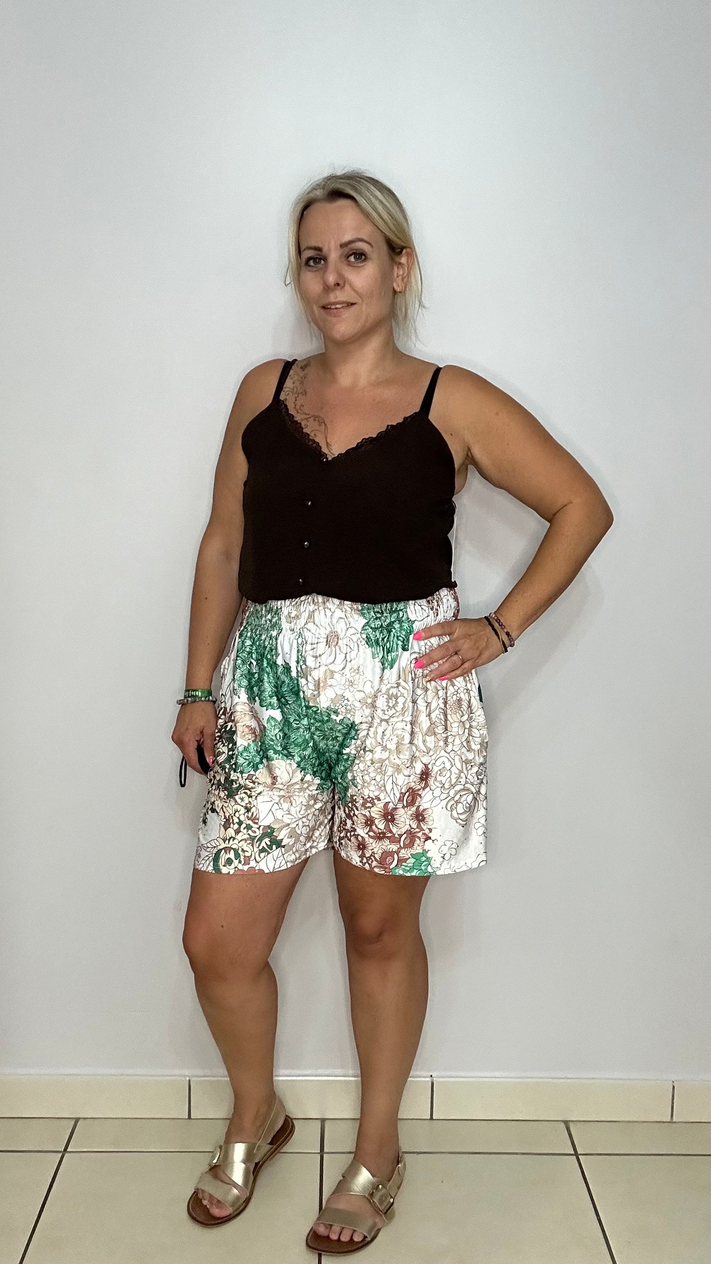 Short magique ( 482 W)