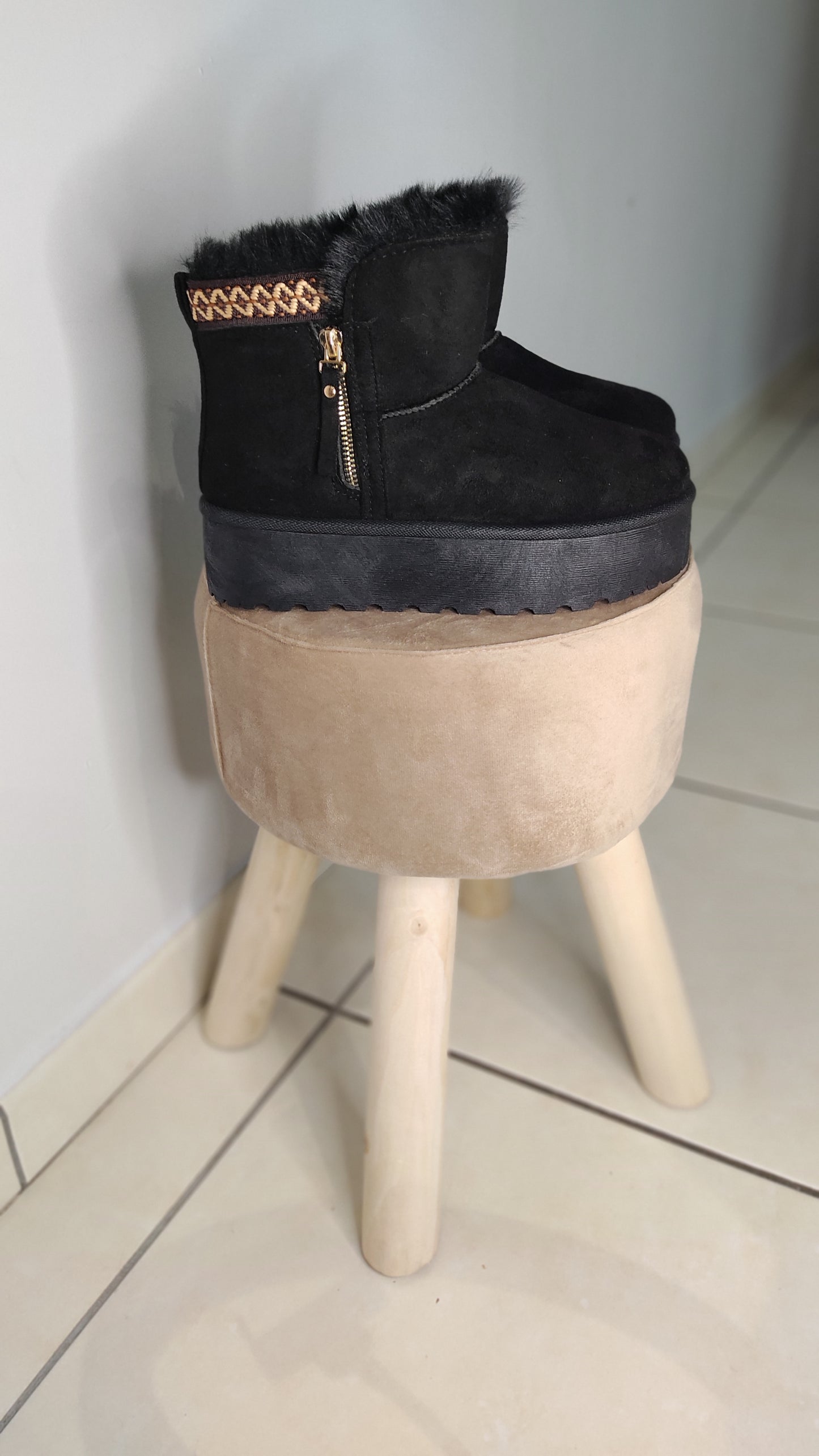 bottines uggy noir