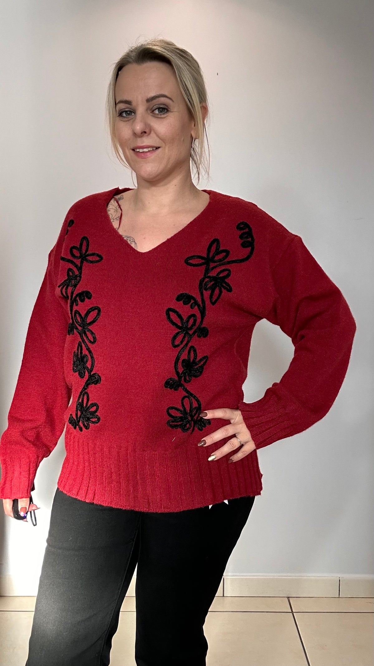 Pull brodé automne-hiver ✨