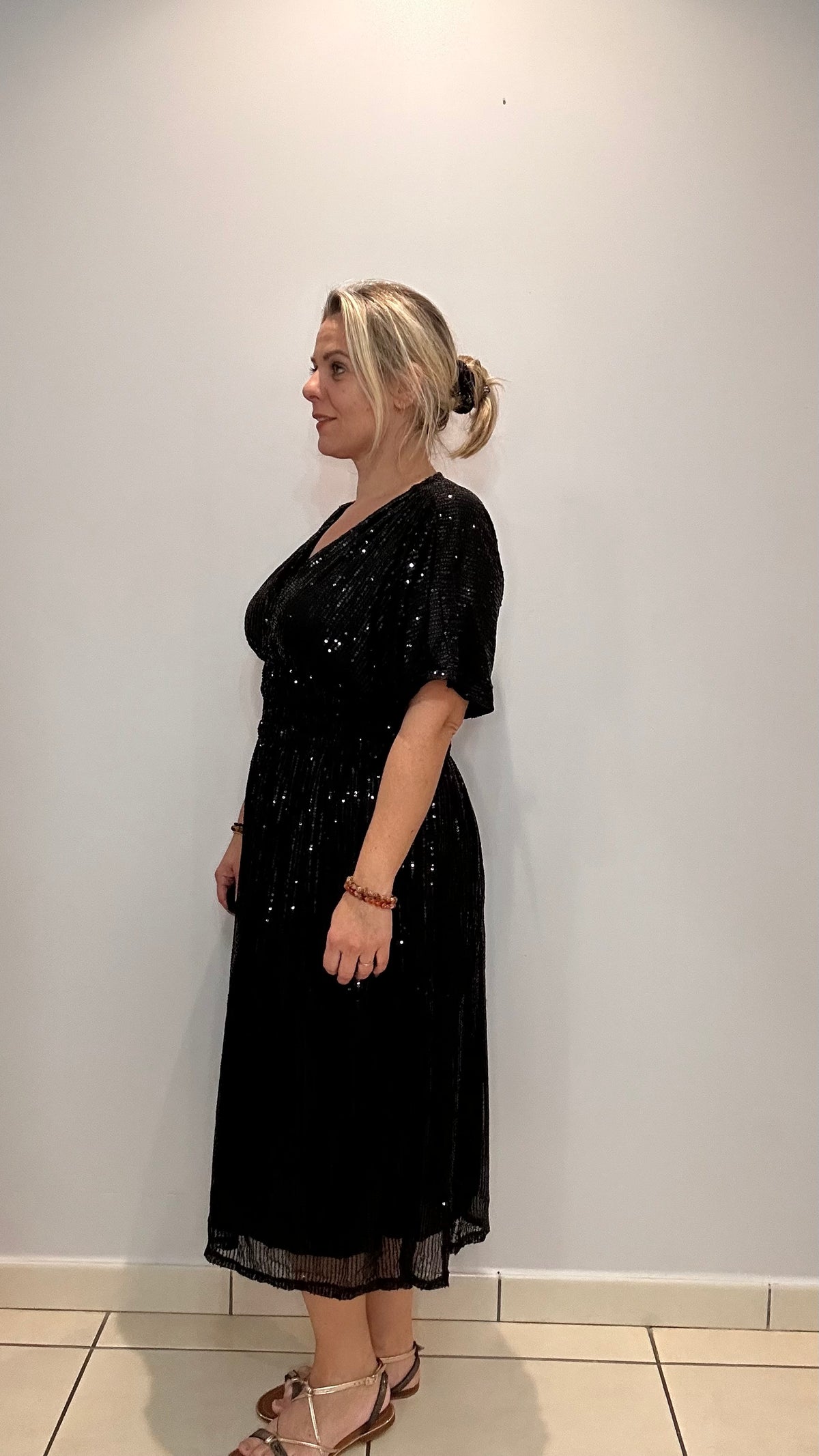 La robe magique mi longue à sequins