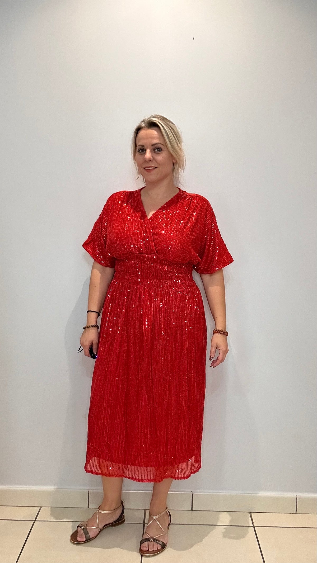 La robe magique mi longue à sequins