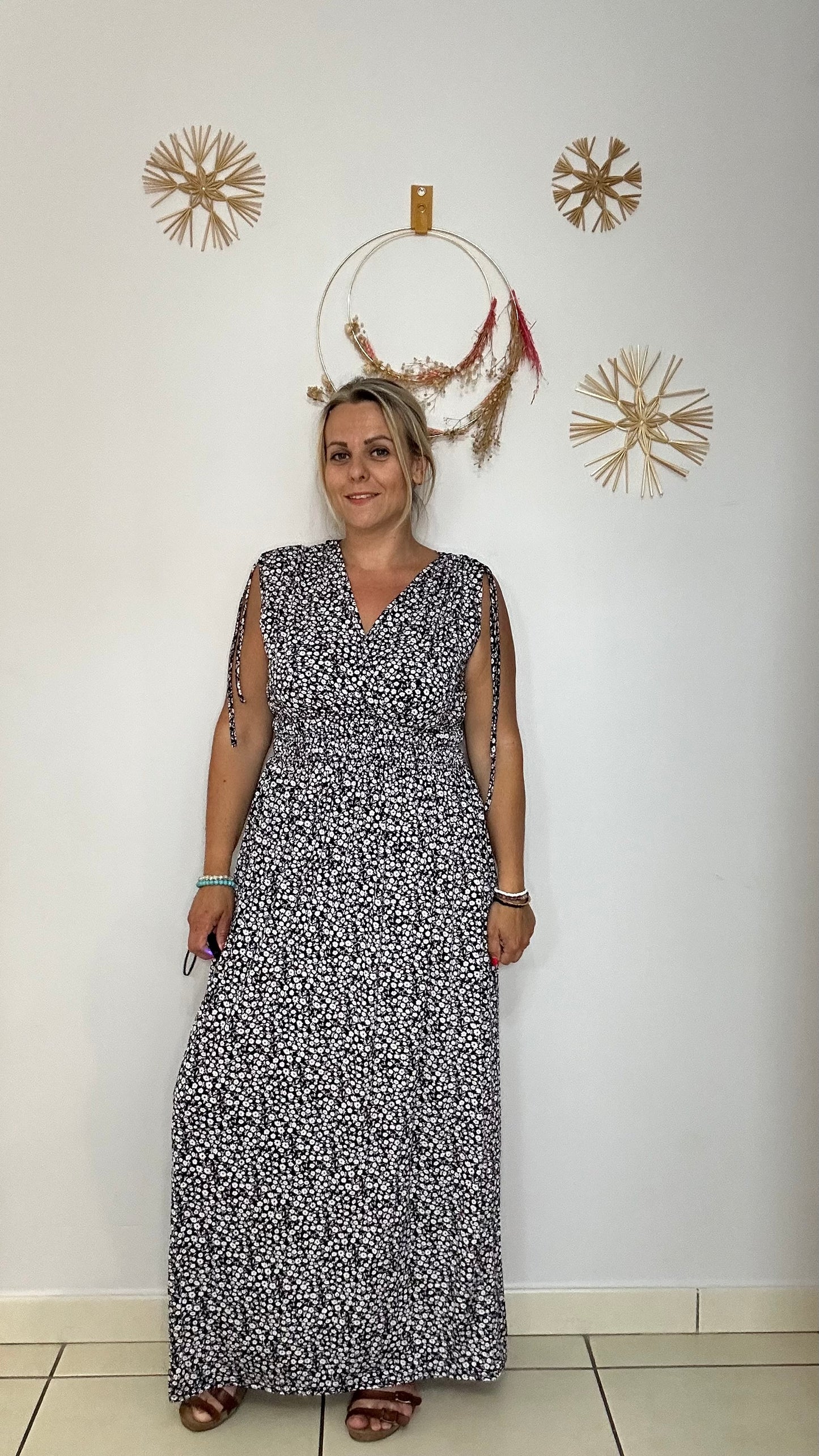 Robe magique fleurie (024-79)