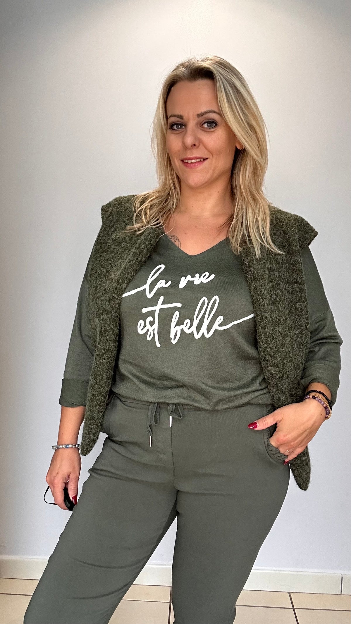 Pull fin imprimé « La vie est belle » 🩵