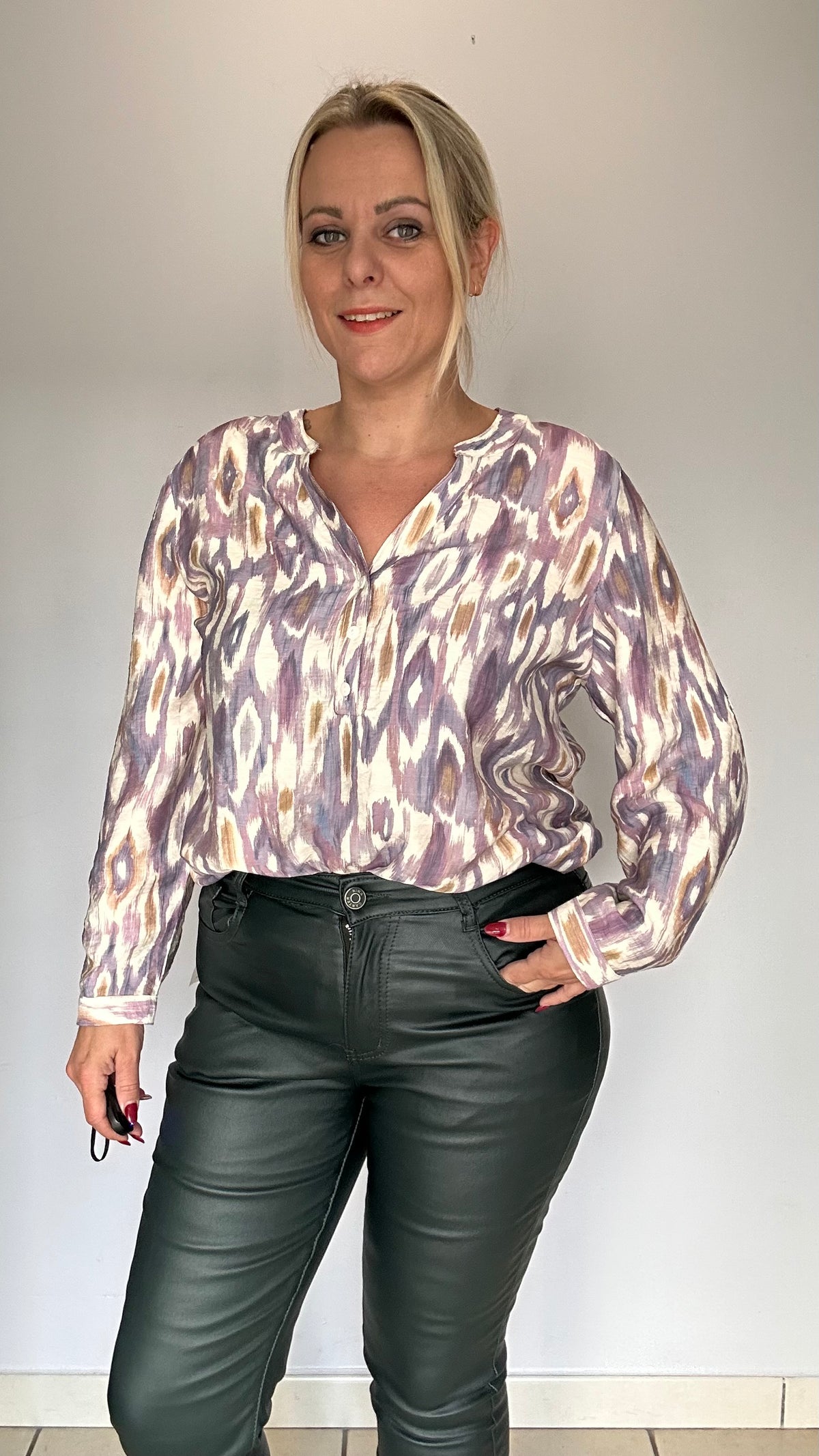 Blouse violet