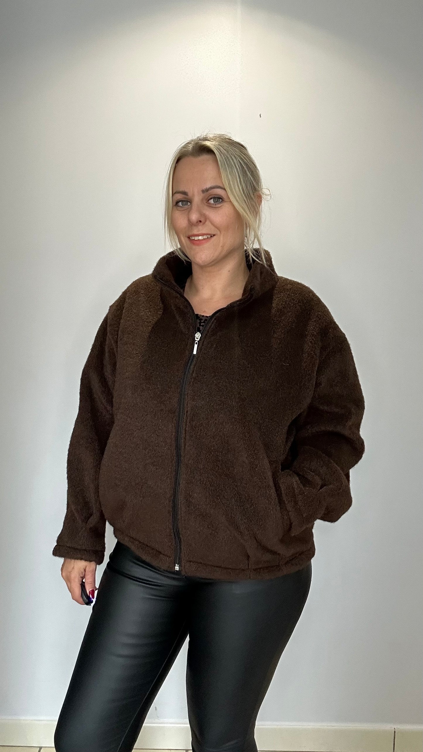 Veste fourrure zippée 🤎🖤