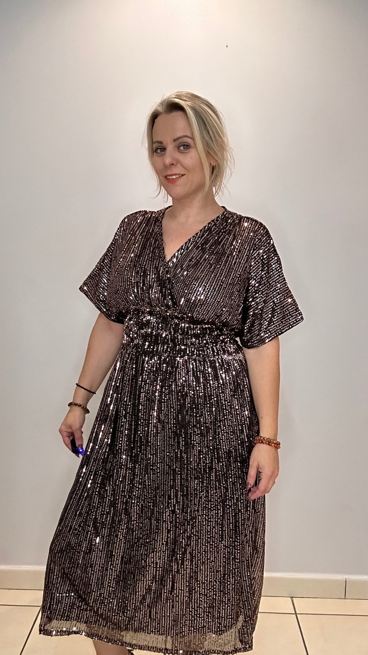 La robe magique mi longue à sequins