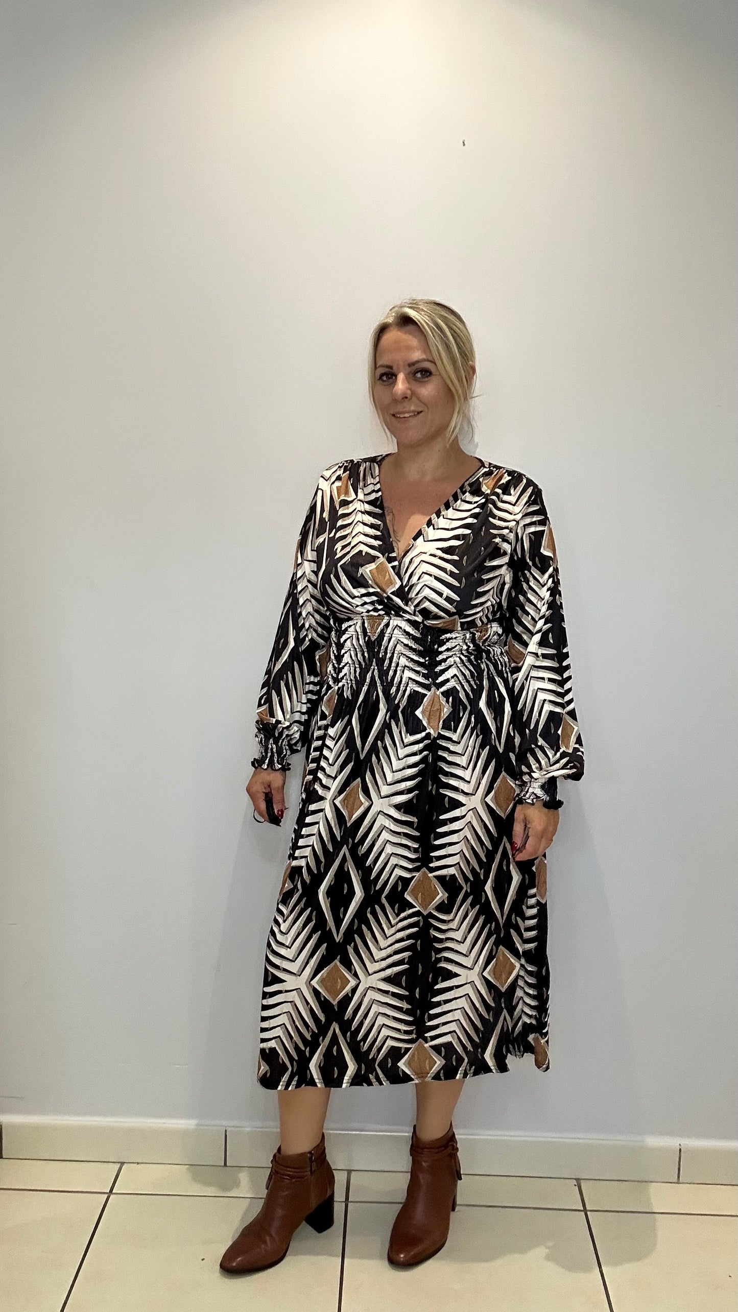 Robe magique mi longue (437 10)