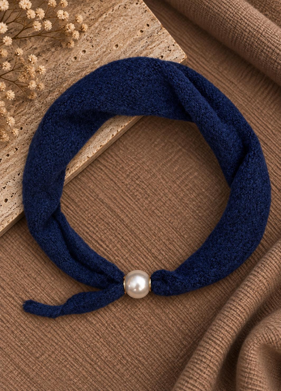✨ Petite écharpe en maille fine