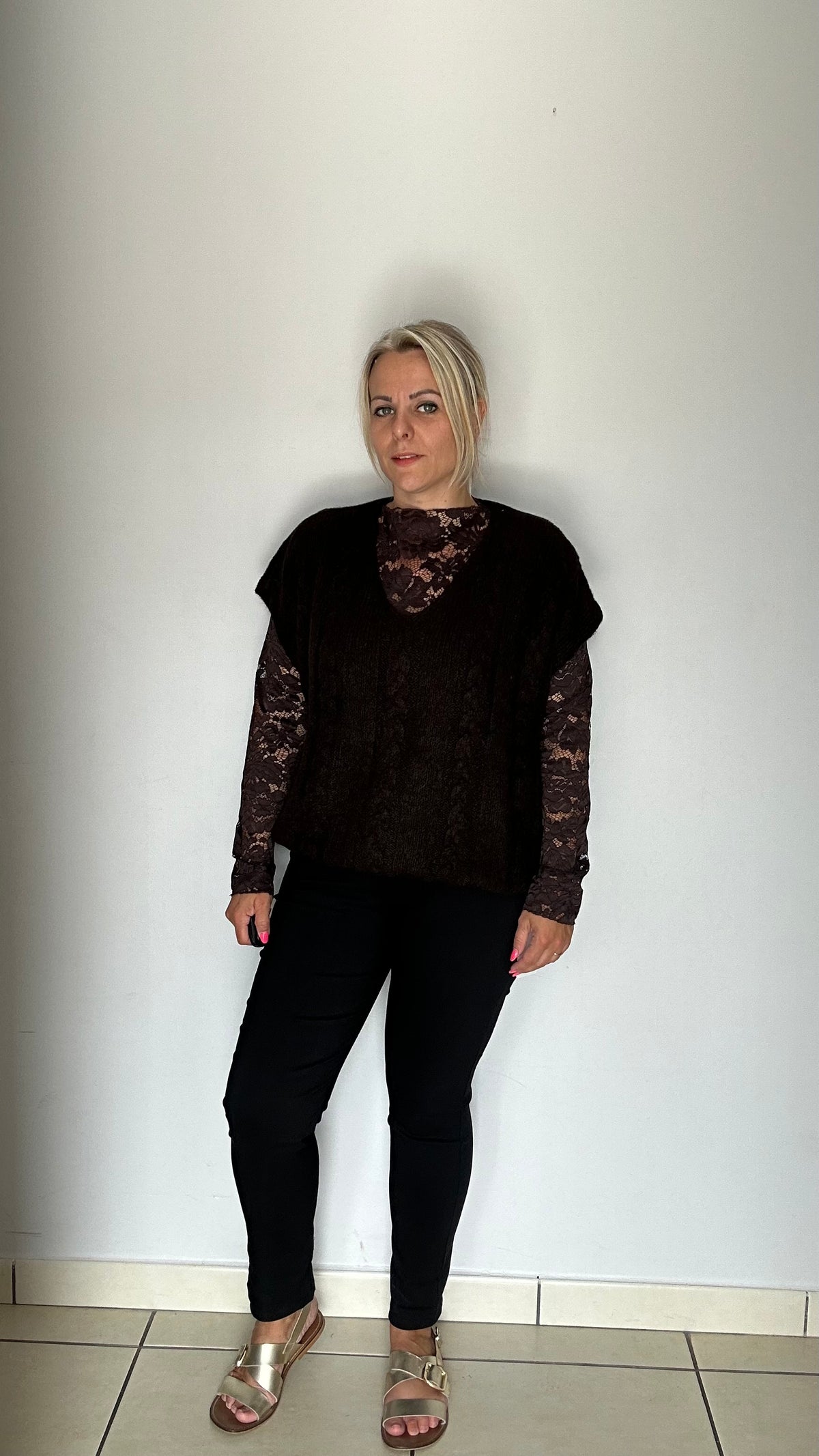 Pull sans manches en maille torsadée 🤍