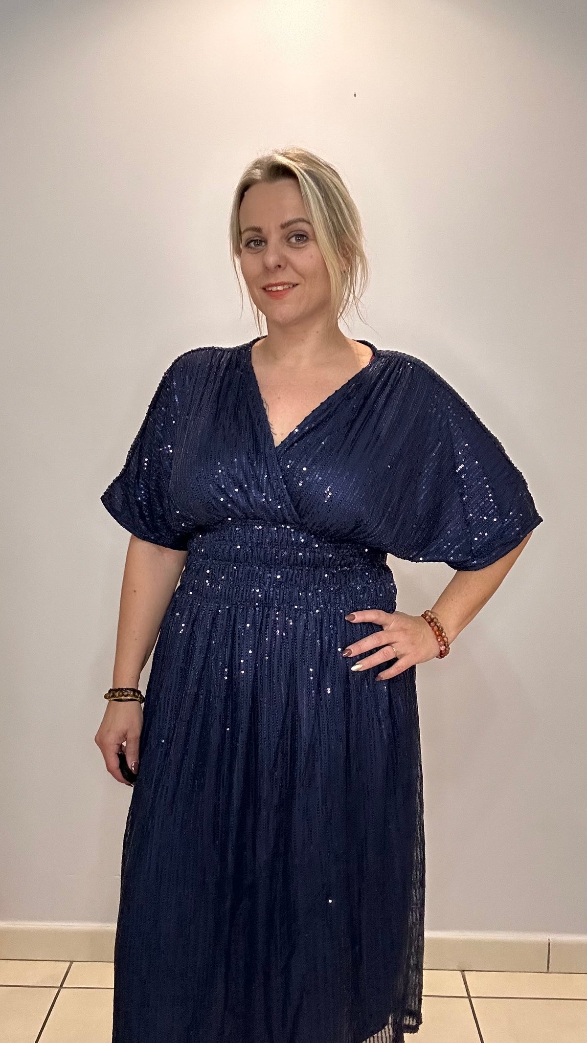 La robe magique mi longue à sequins