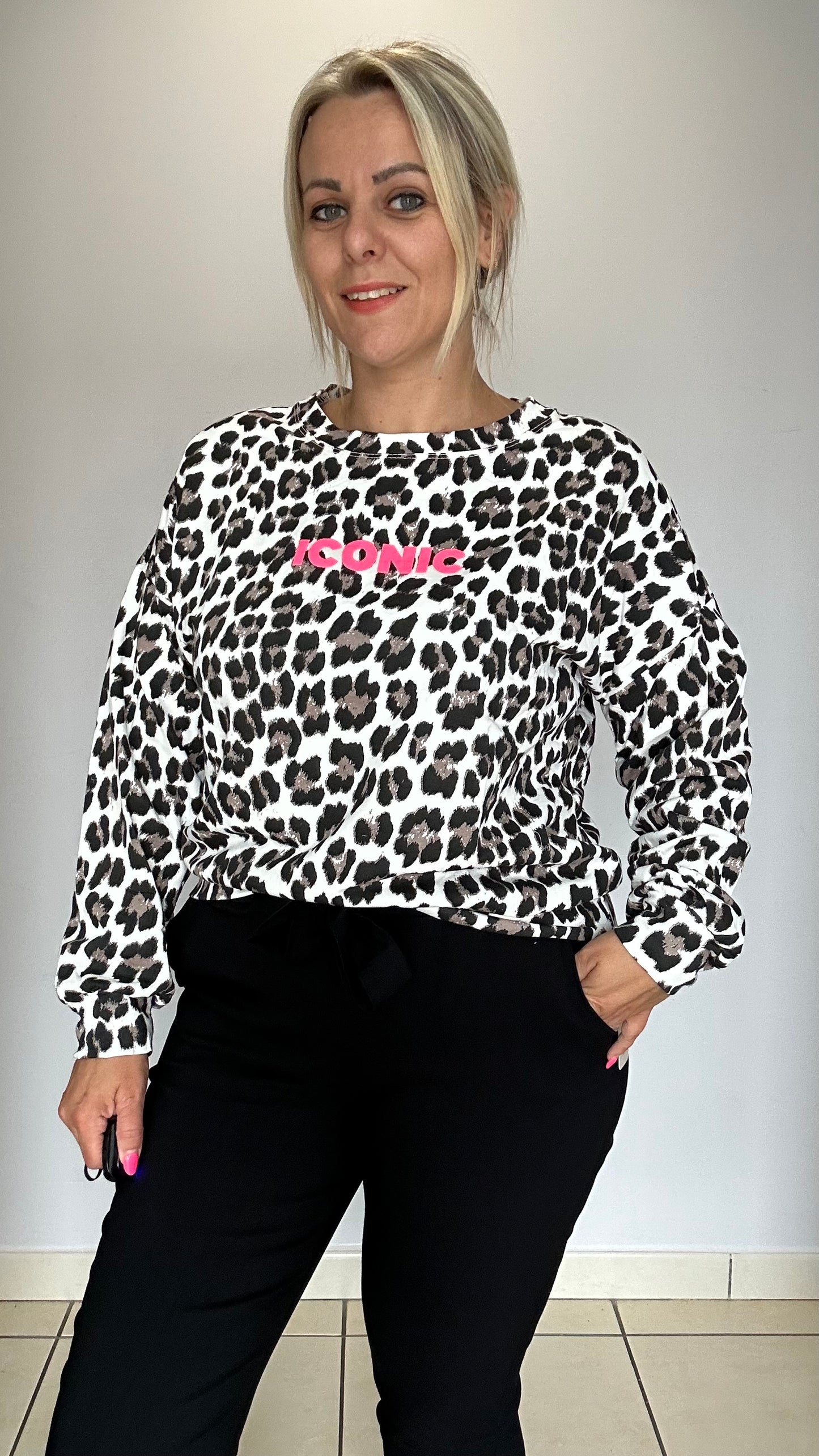 Pull léopard iconique
