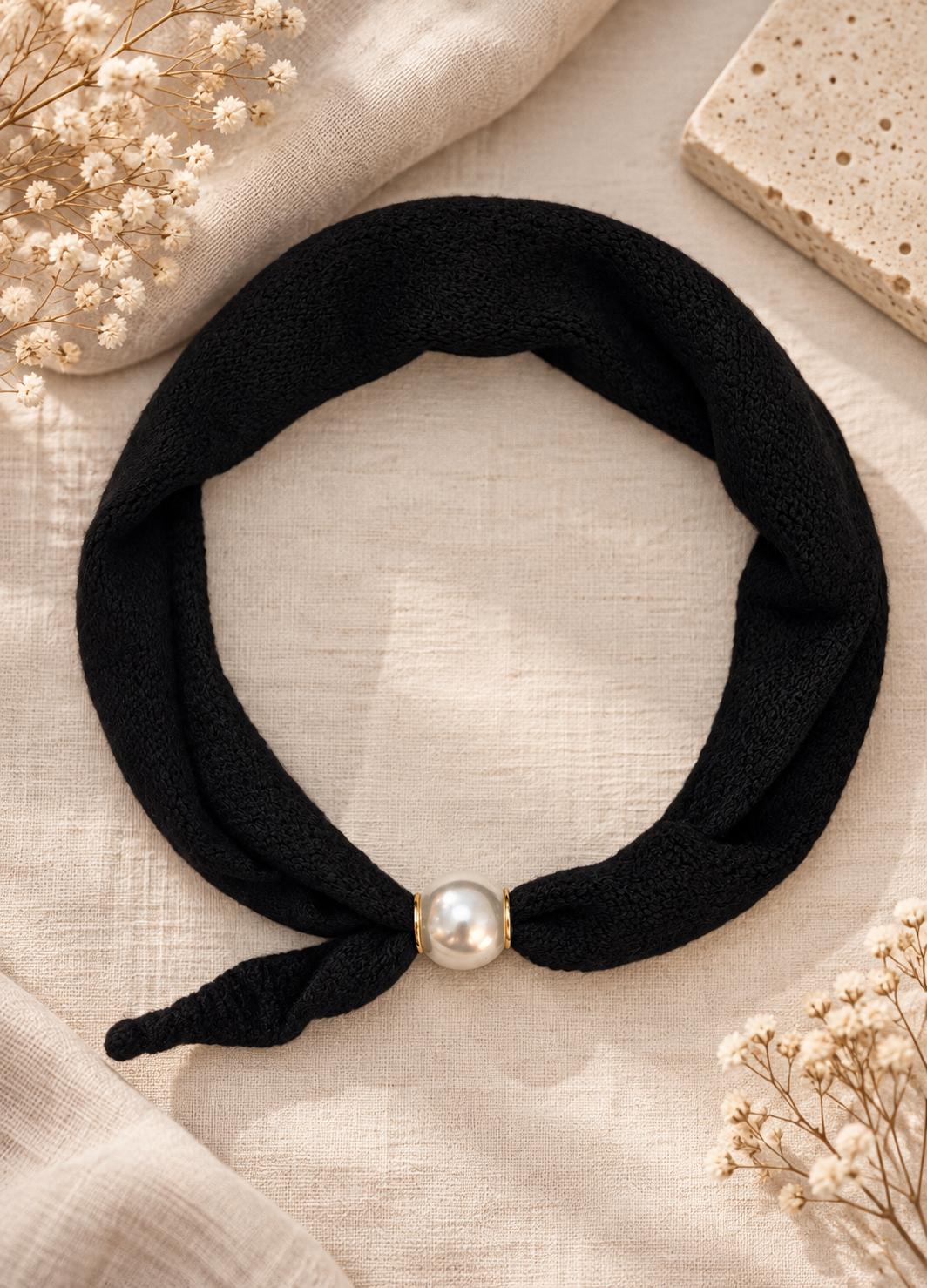 ✨ Petite écharpe en maille fine