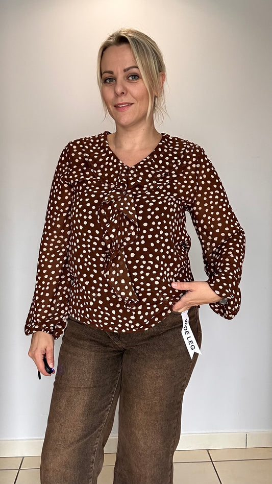 🤍 Nouvelle blouse à col volant