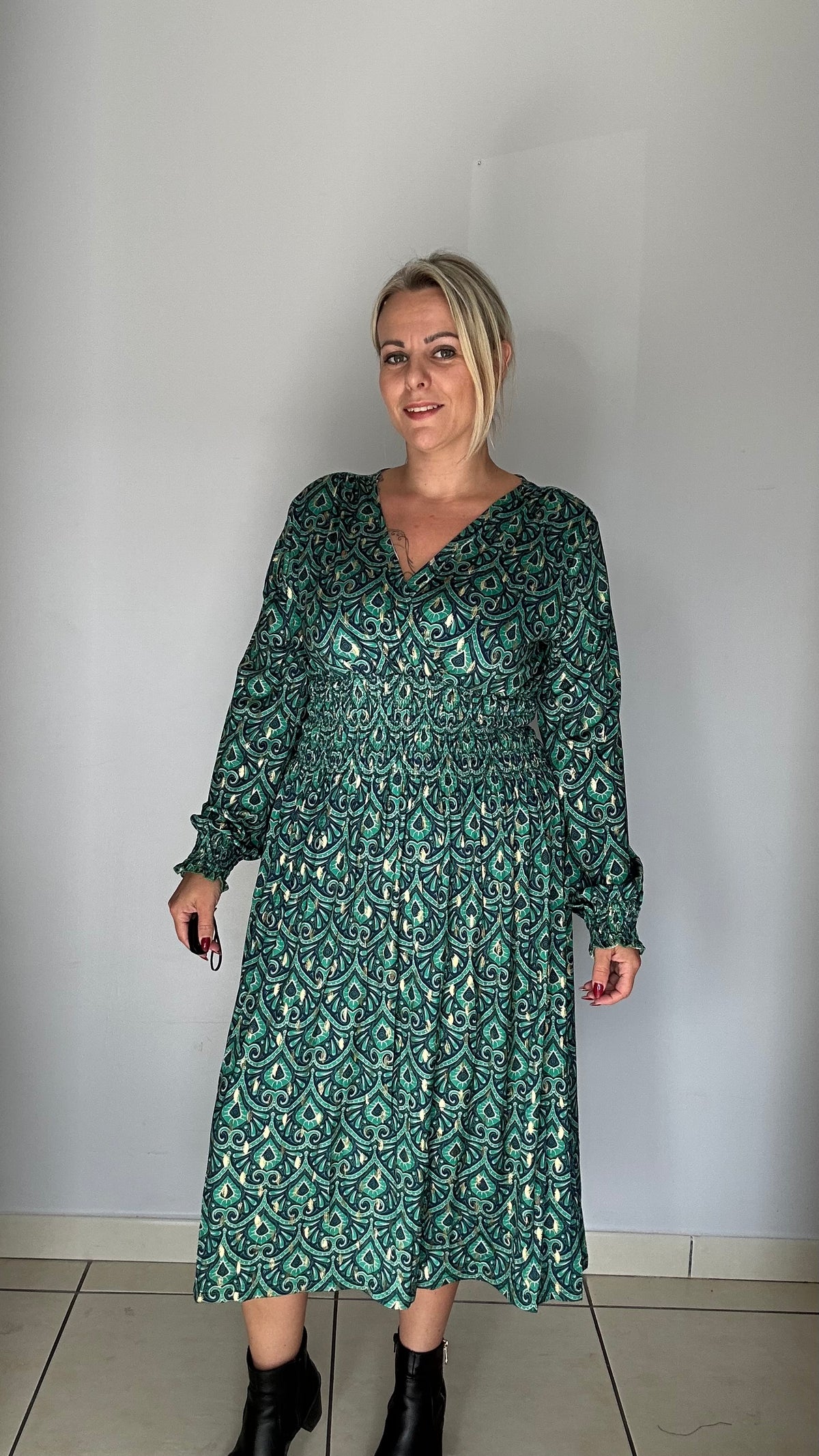 Robe magique mi longue (437 M)