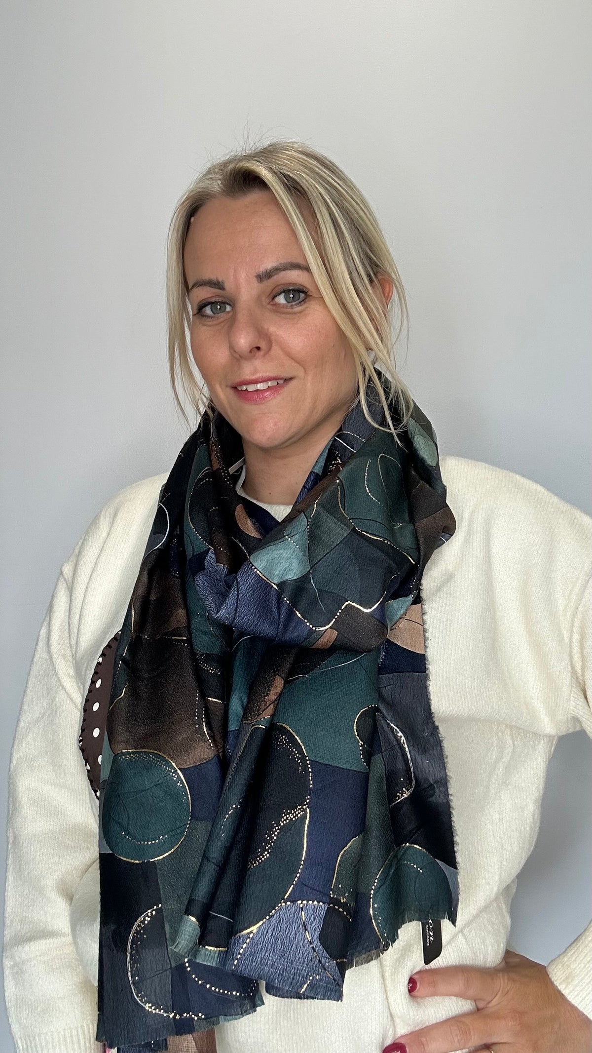 Foulard imprimé feuille avec dorure