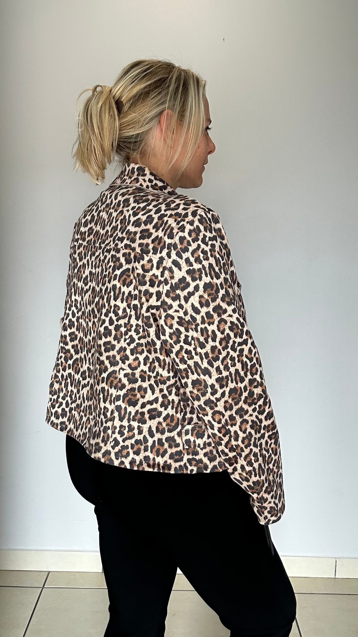 Veste suédine léopard