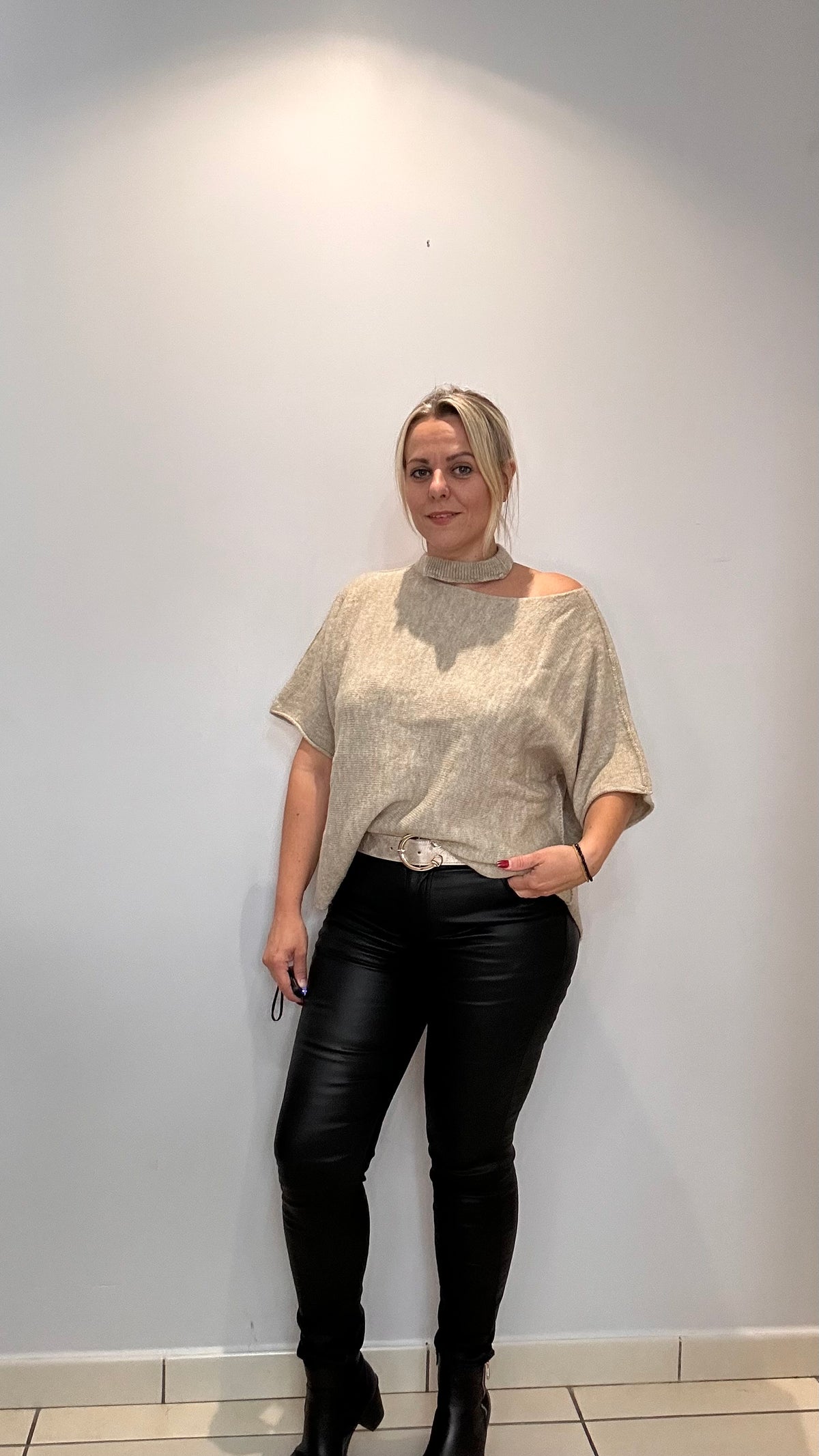 Petit pull ample et élégant