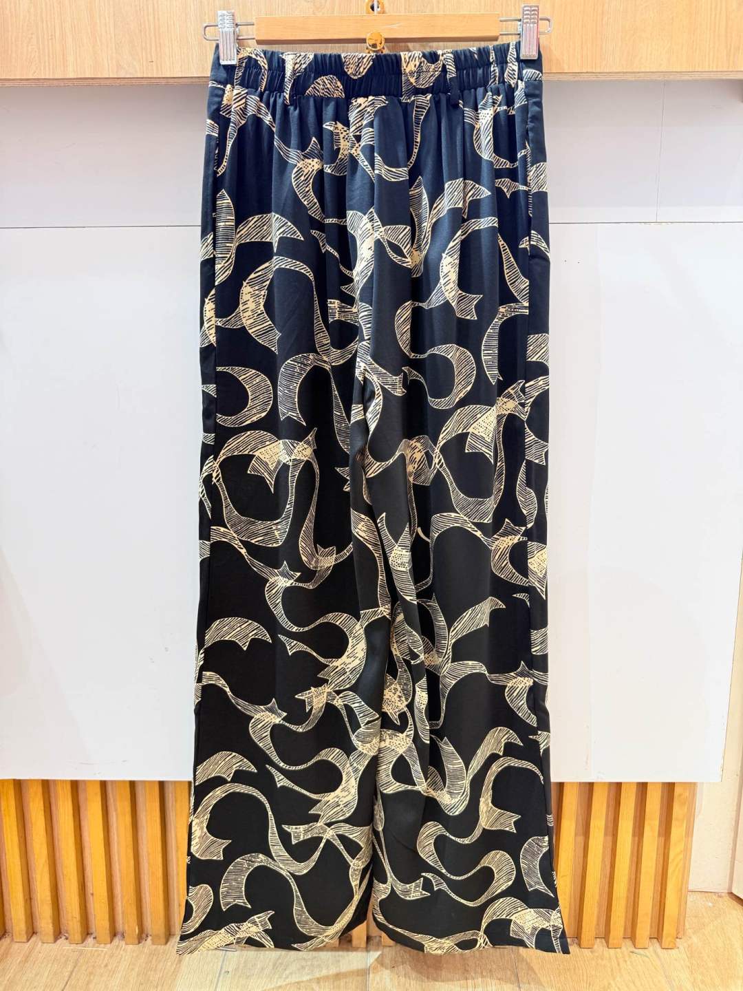 Pantalon à motifs