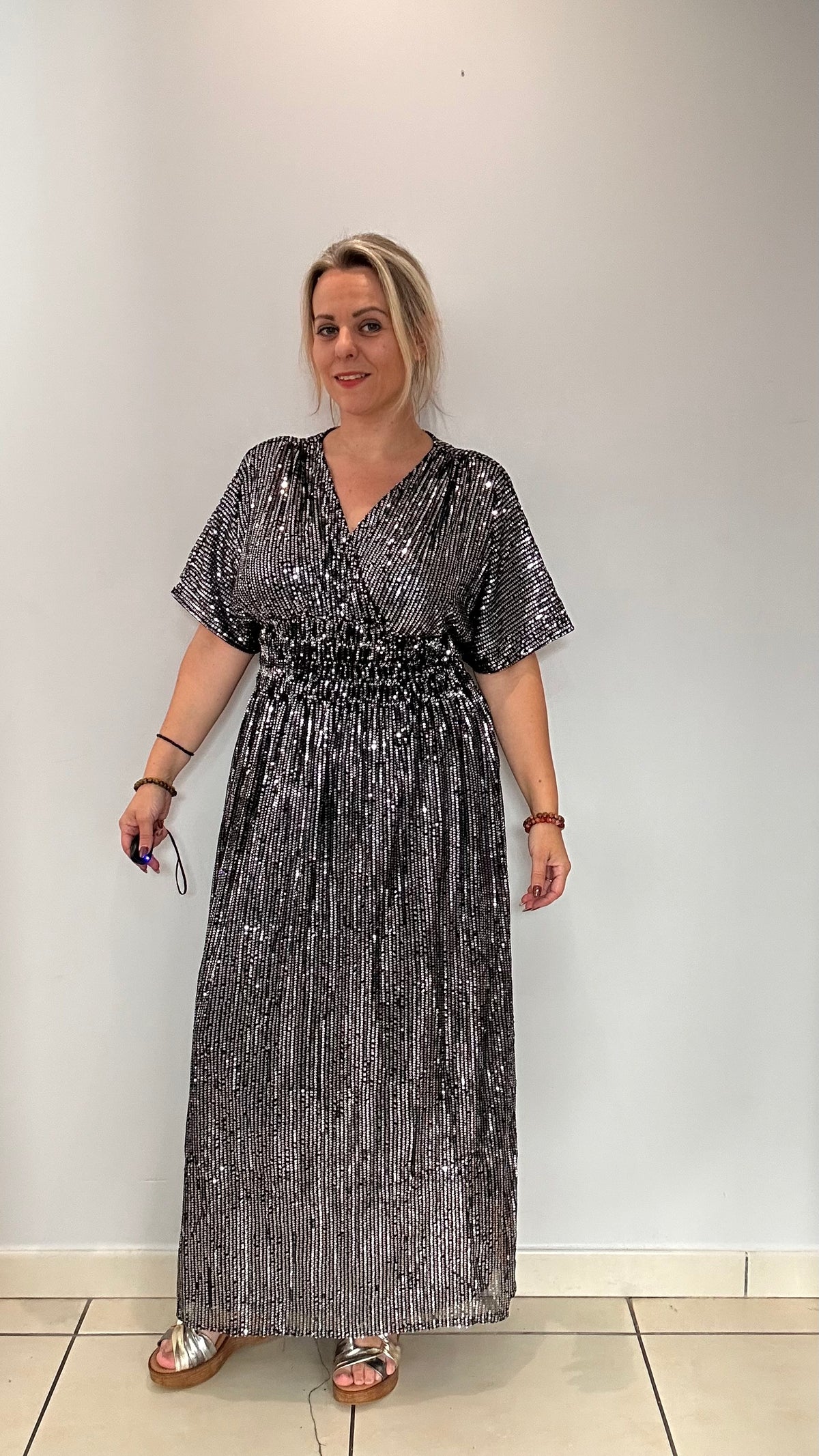 Robe Magique Longue à Sequins ✨