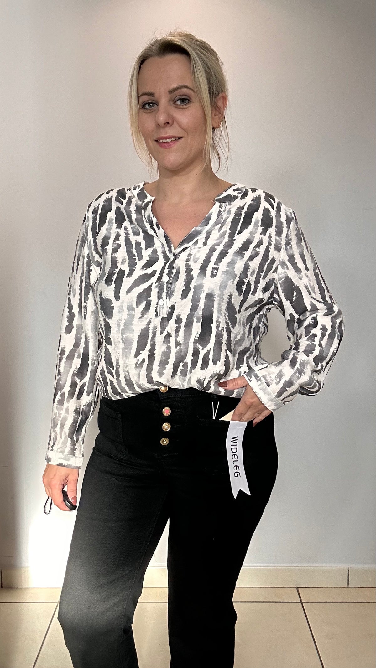 Blouse dégradée noire✨
