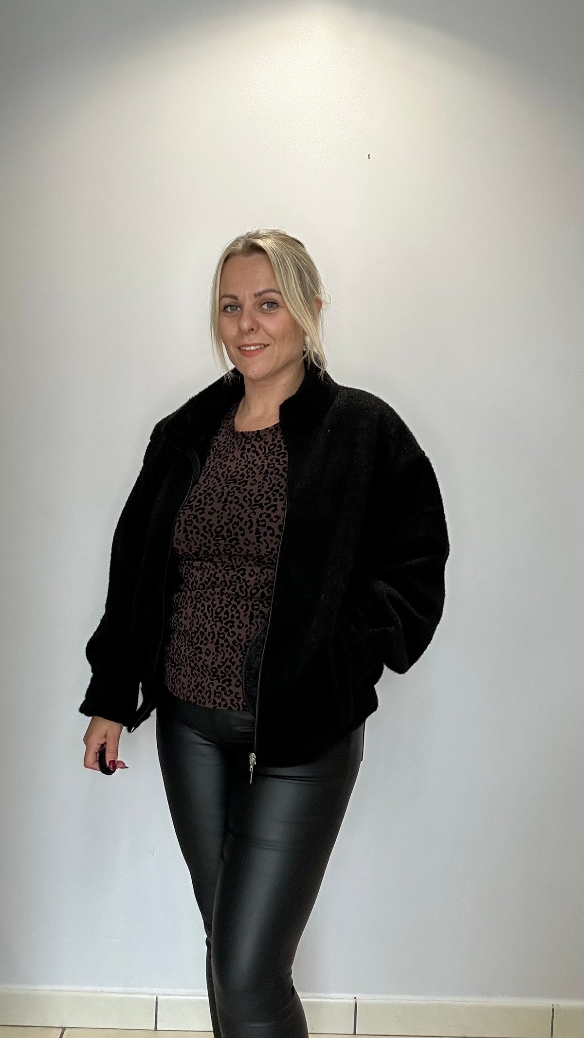 Veste fourrure zippée 🤎🖤