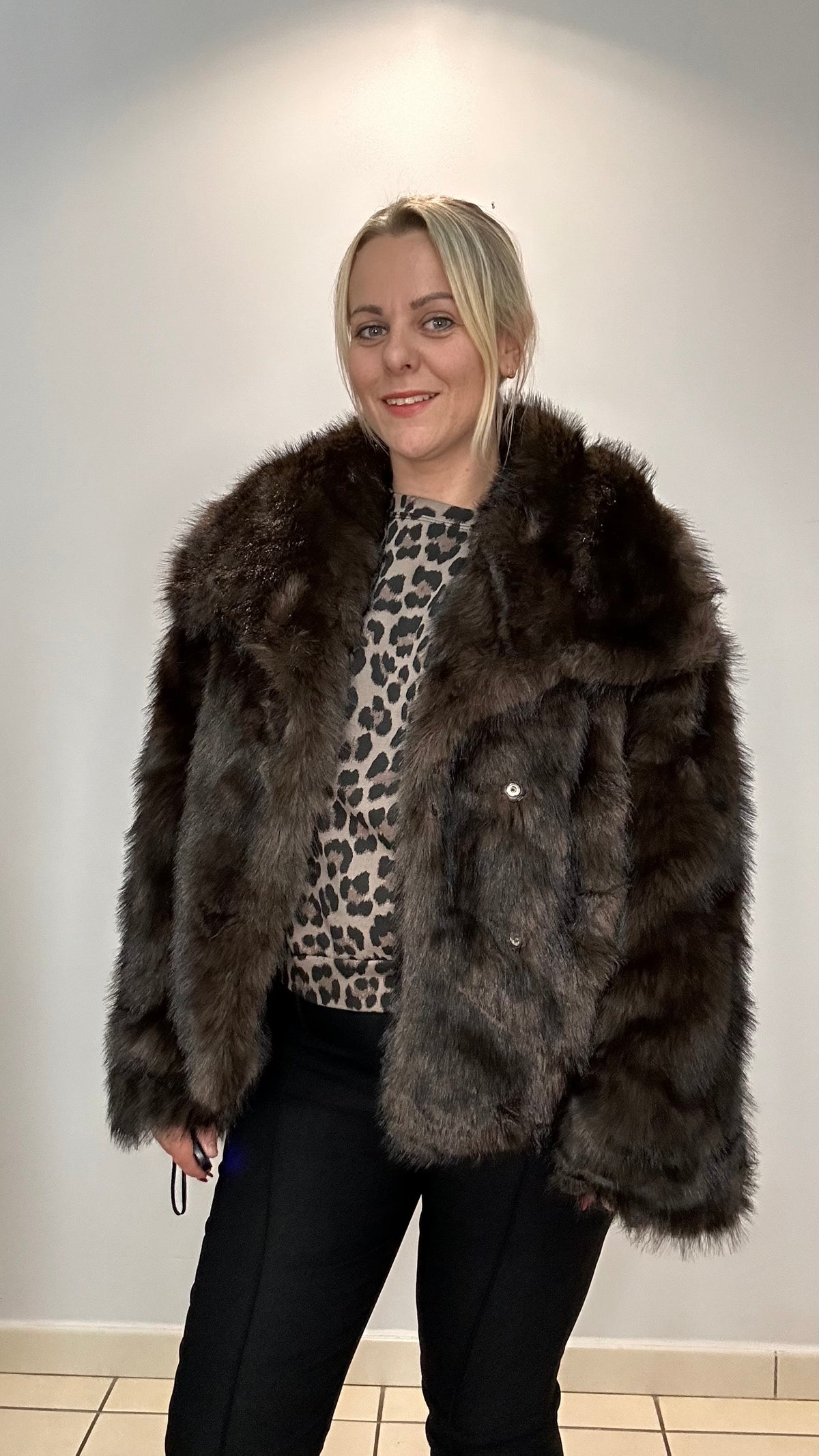 Manteau en fausse fourrure ✨