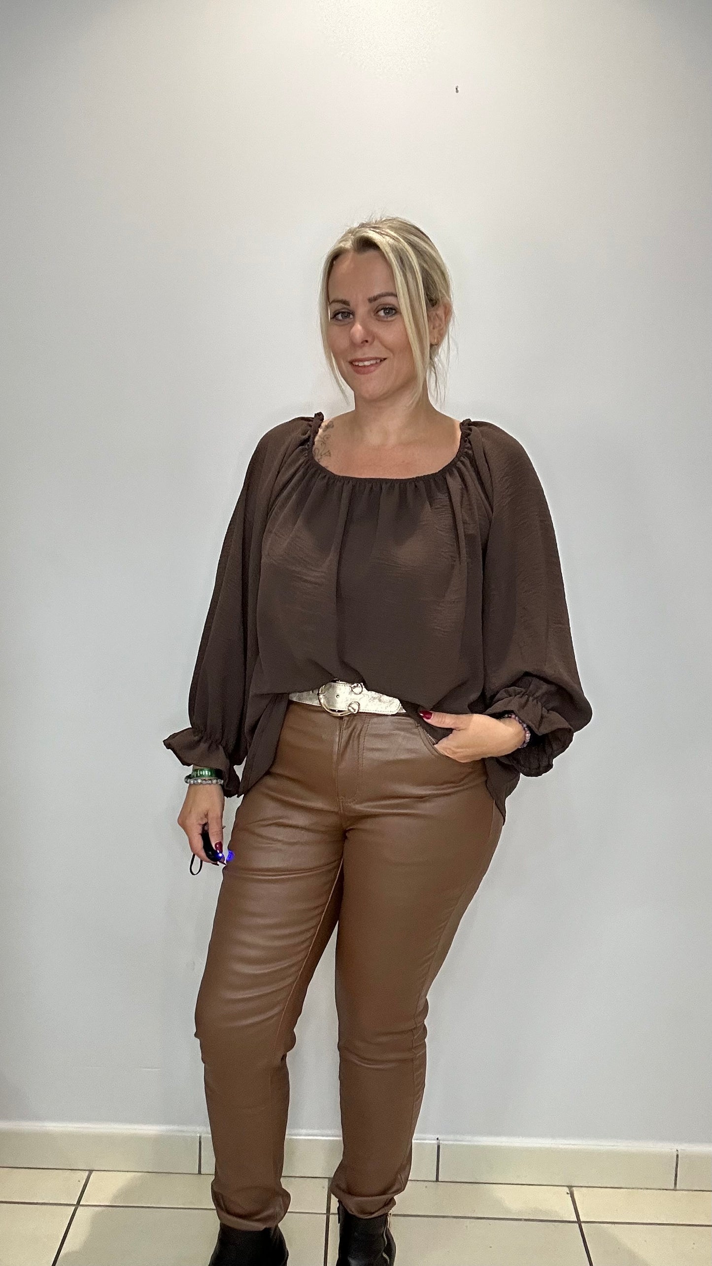 Joli haut tendance