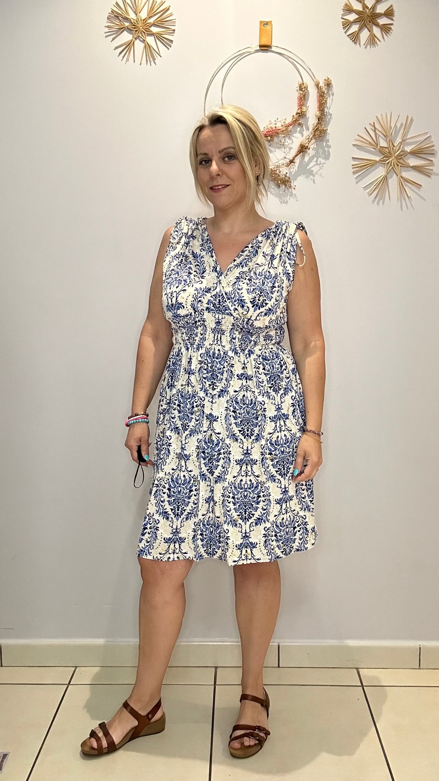 Robe magique courte