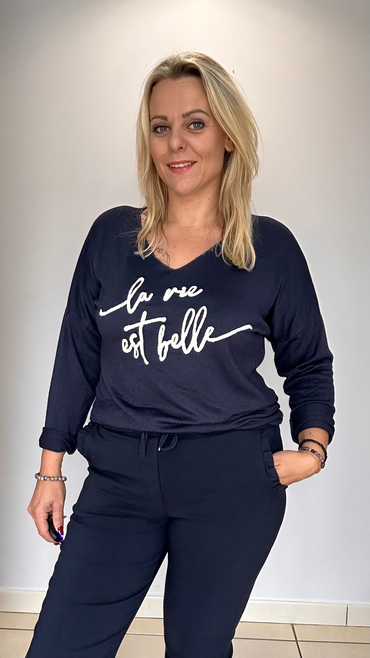 Pull fin imprimé « La vie est belle » 🩵