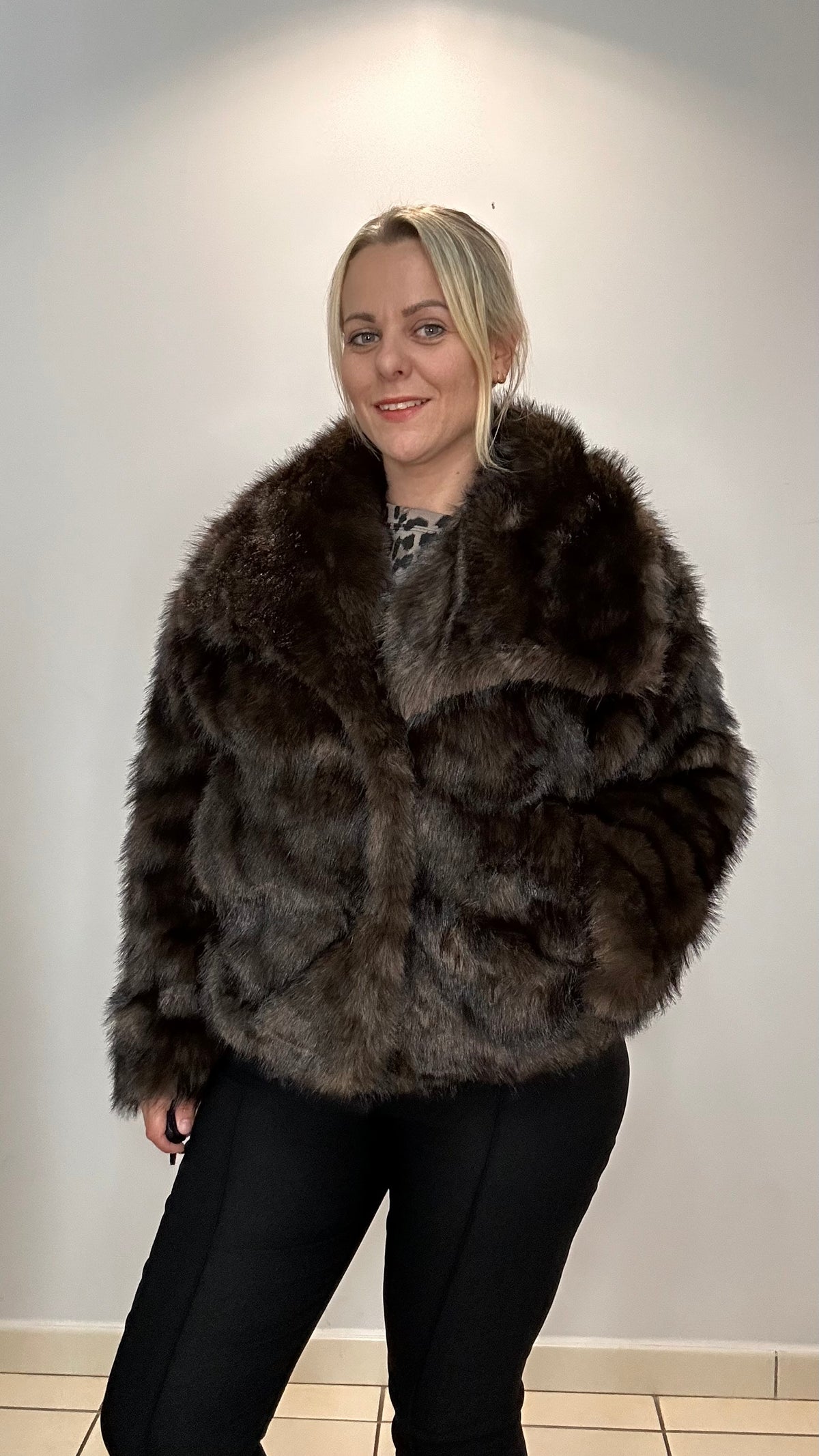 Manteau en fausse fourrure ✨