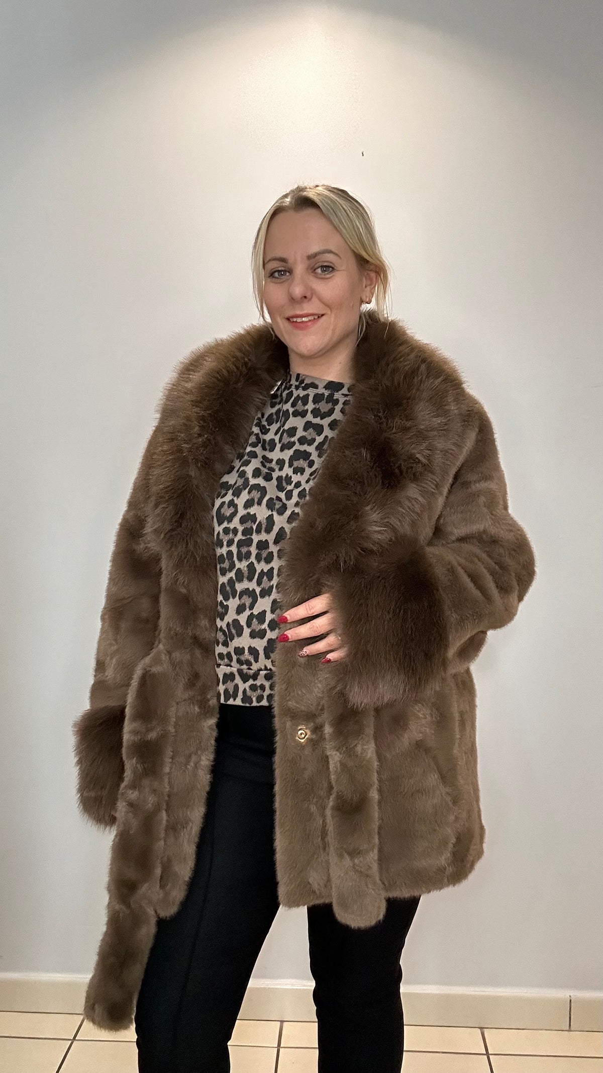 Manteau long en fausse fourrure ✨