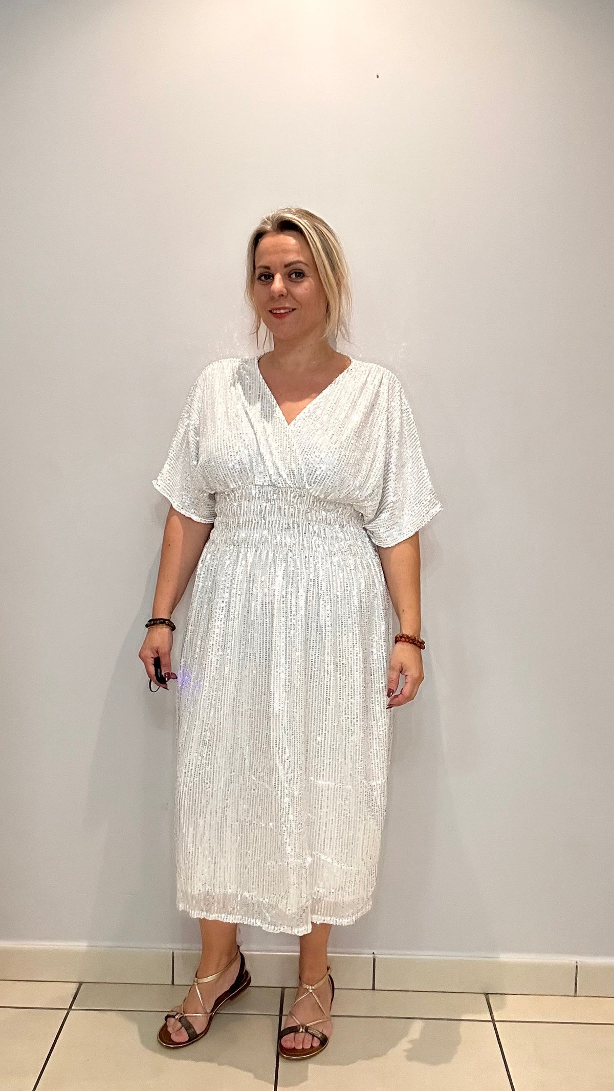 La robe magique mi longue à sequins
