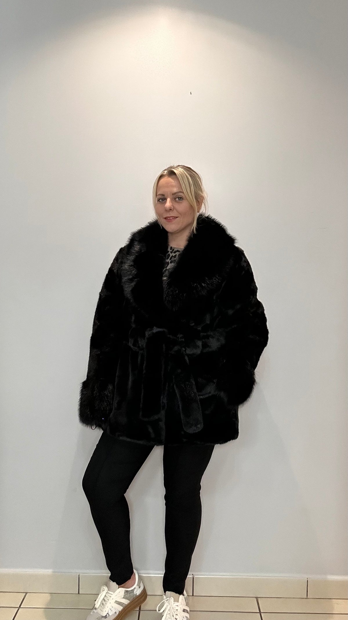Manteau long en fausse fourrure ✨