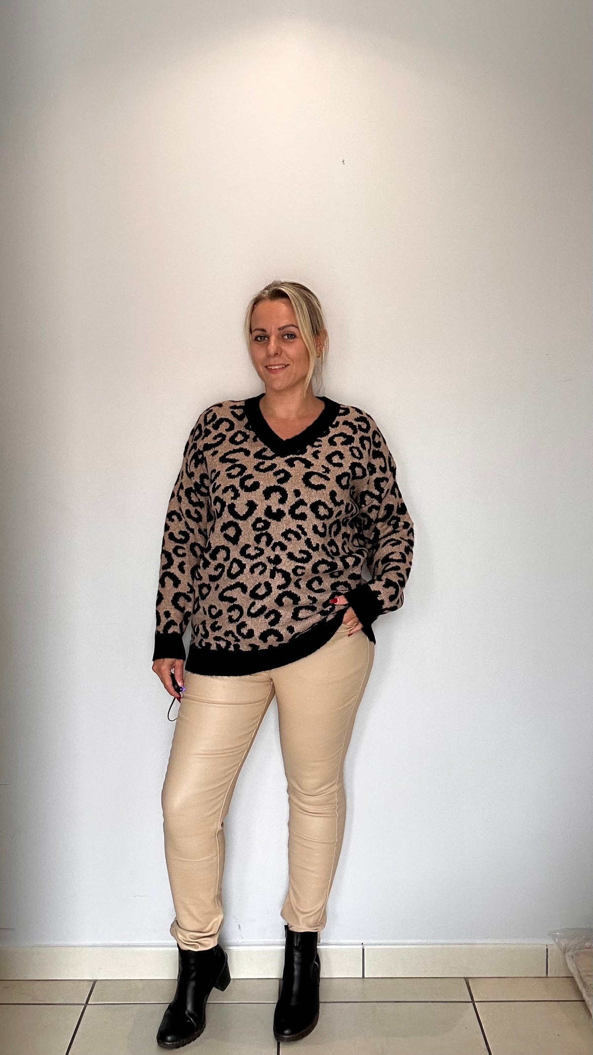 🐆 Pull col V léopard