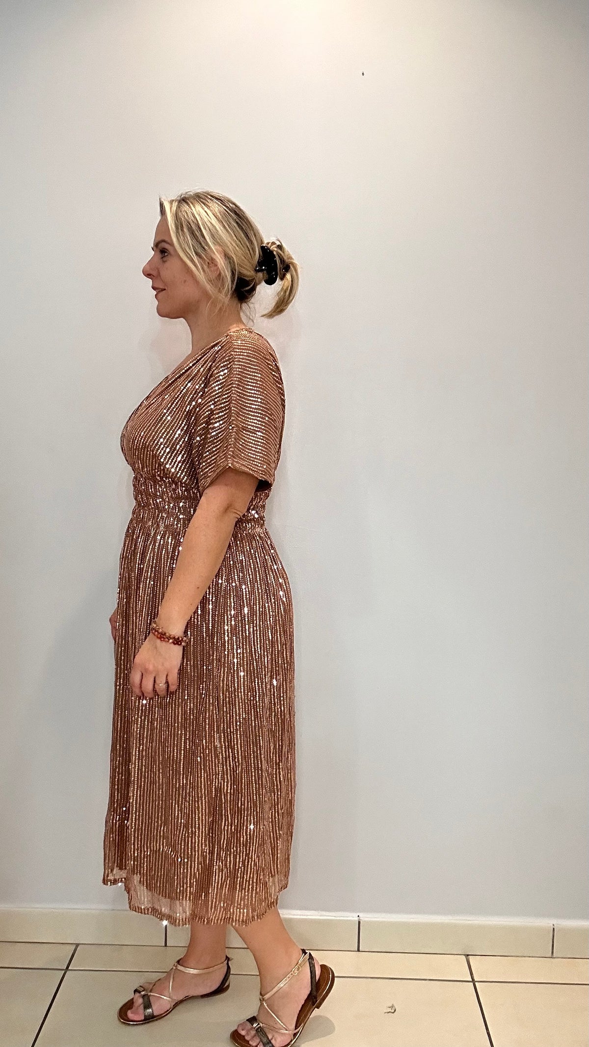 La robe magique mi longue à sequins