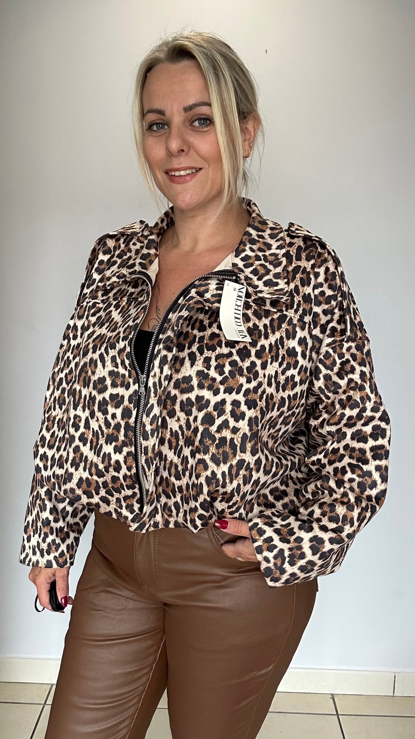 veste en suédine léopard