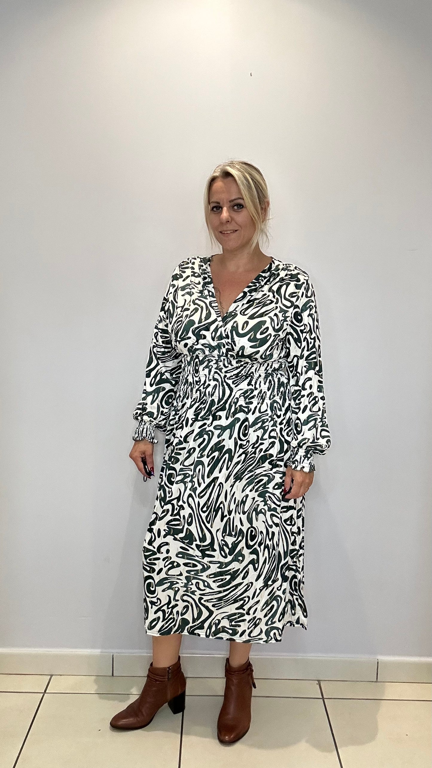 Robe magique mi longue (437 5)