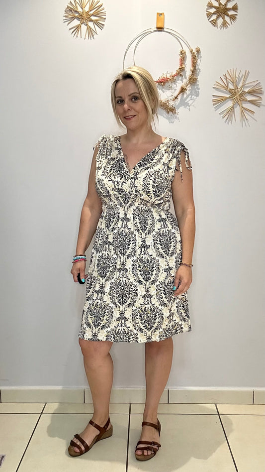 Robe courte en V (J026-100)