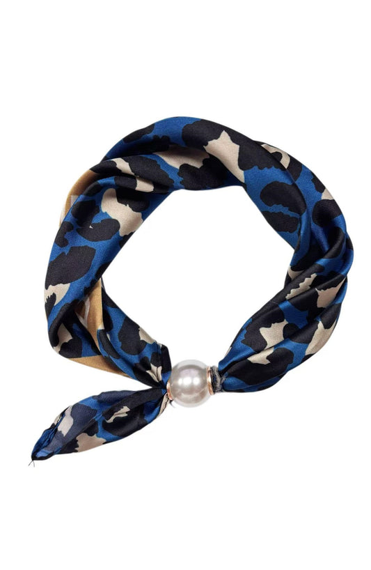 Foulard avec attache magnétique ✨