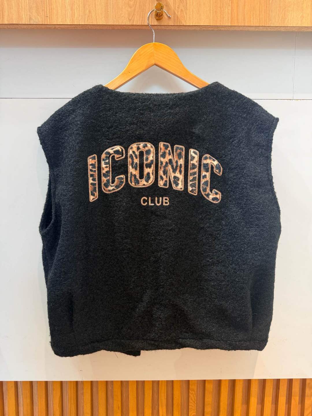 Gilet imprimé Iconique 🖤