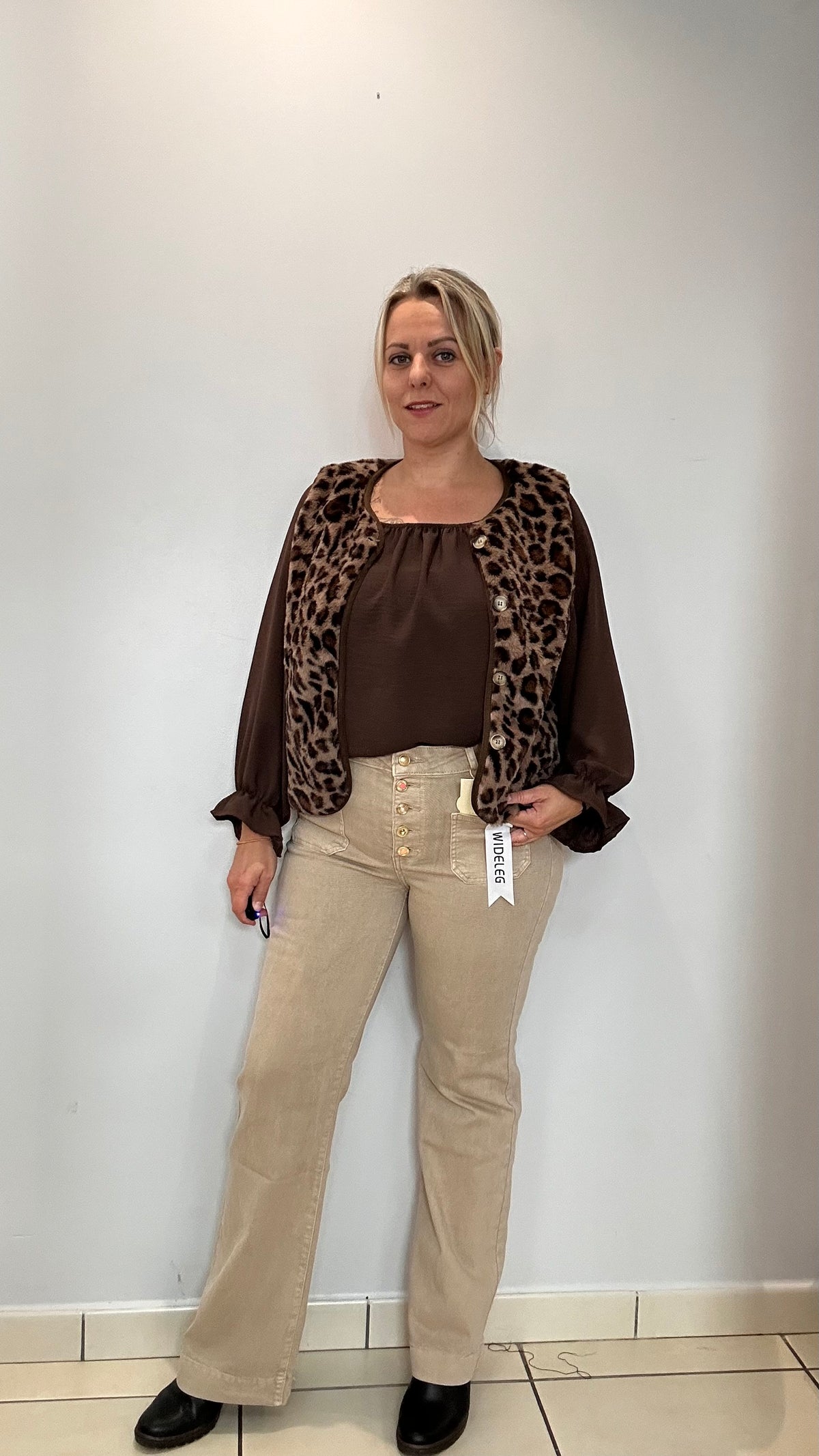 👖 Jean taille haute nude