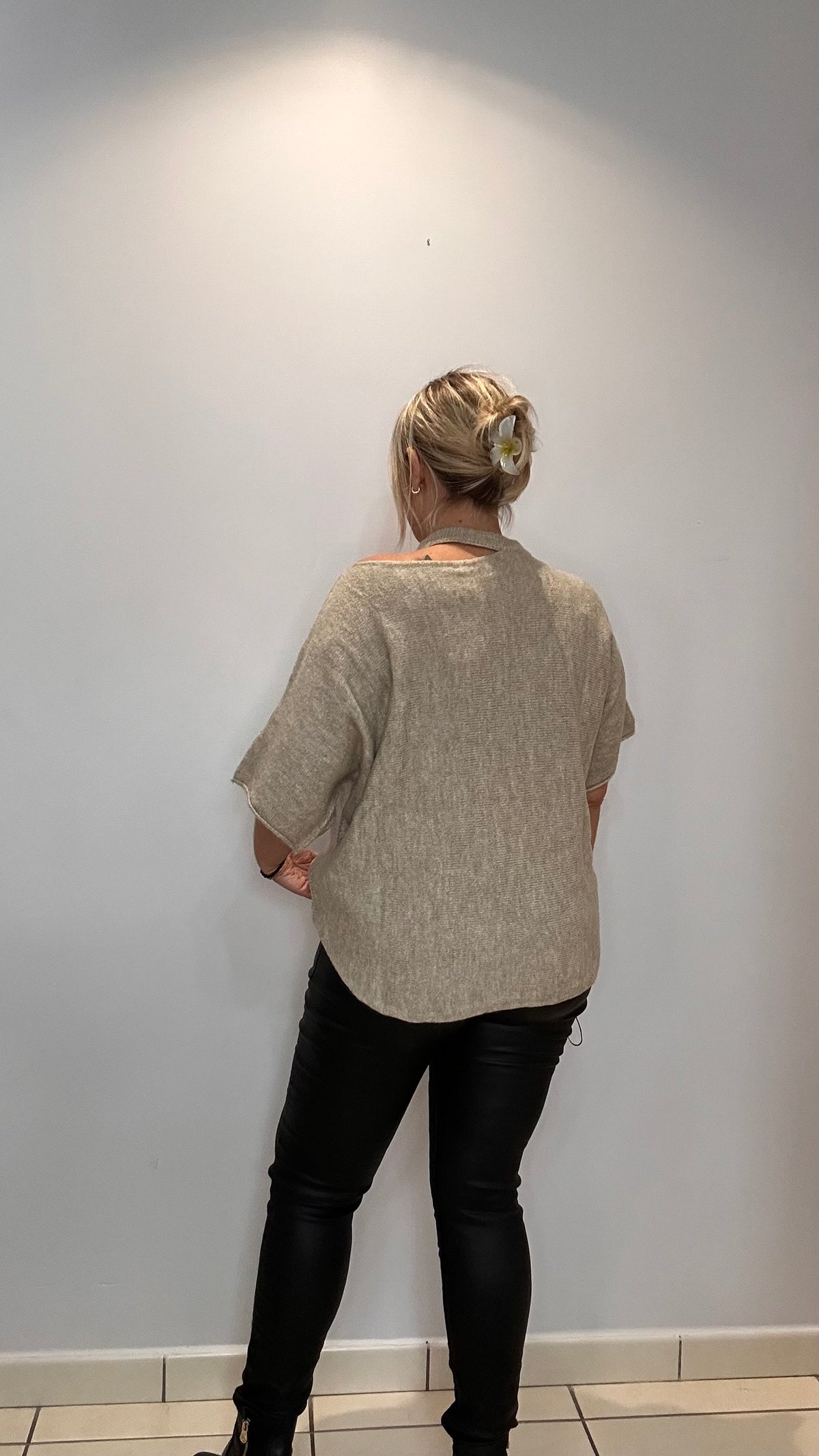 Petit pull ample et élégant