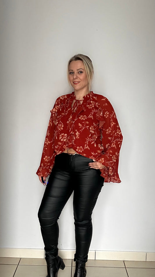 Nouvelle blouse rouge ❤️