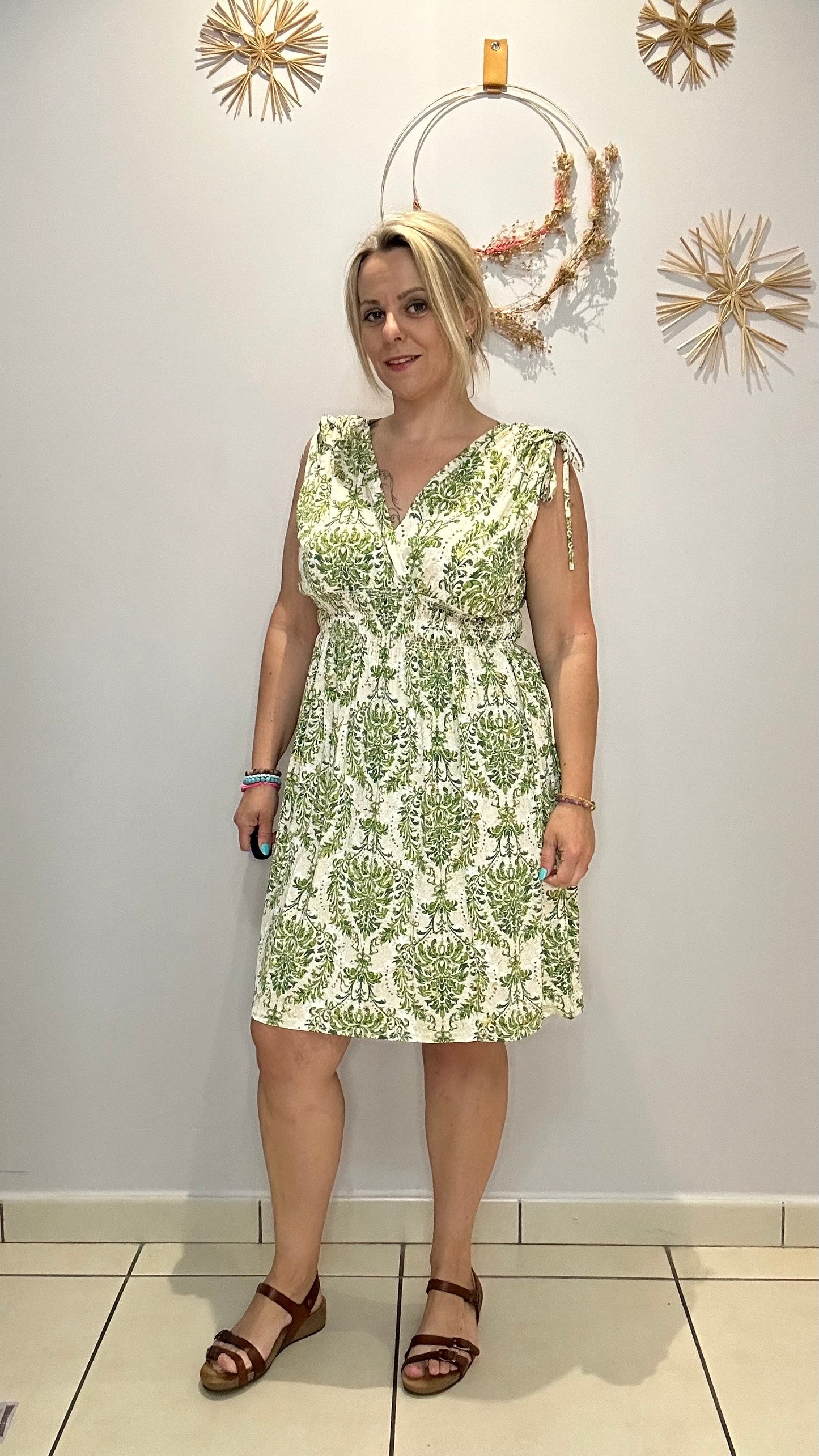 Robe magique courte
