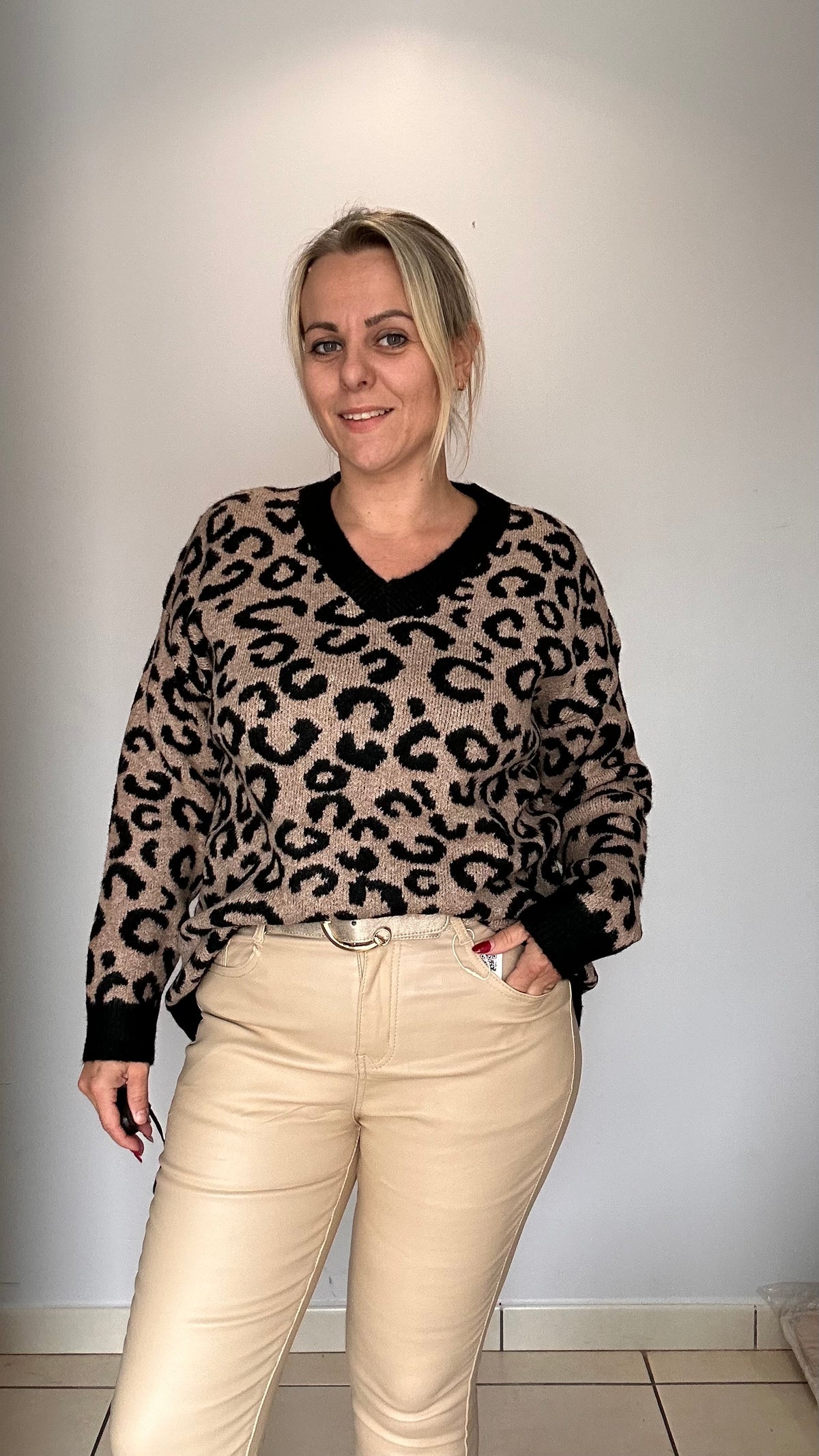 🐆 Pull col V léopard