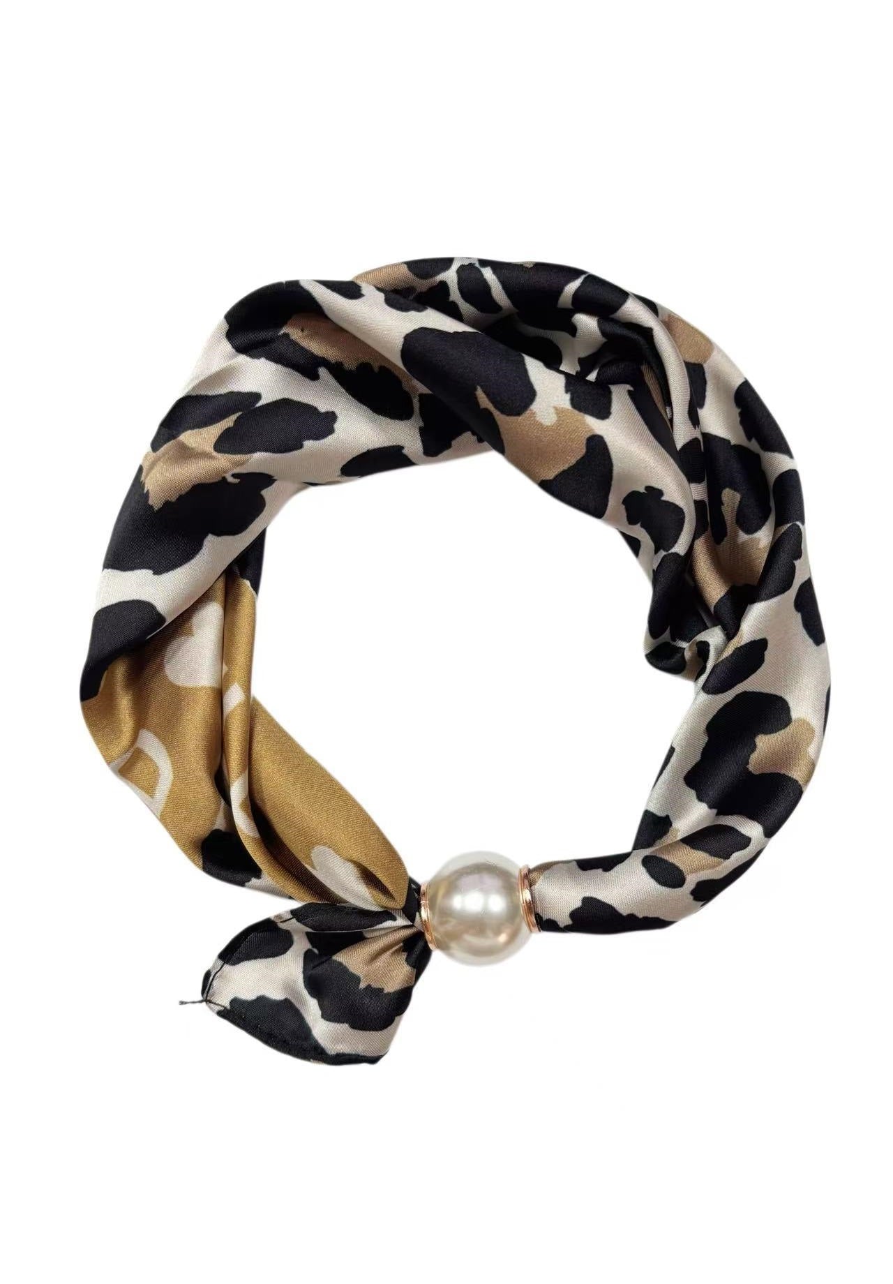 Foulard avec attache magnétique ✨